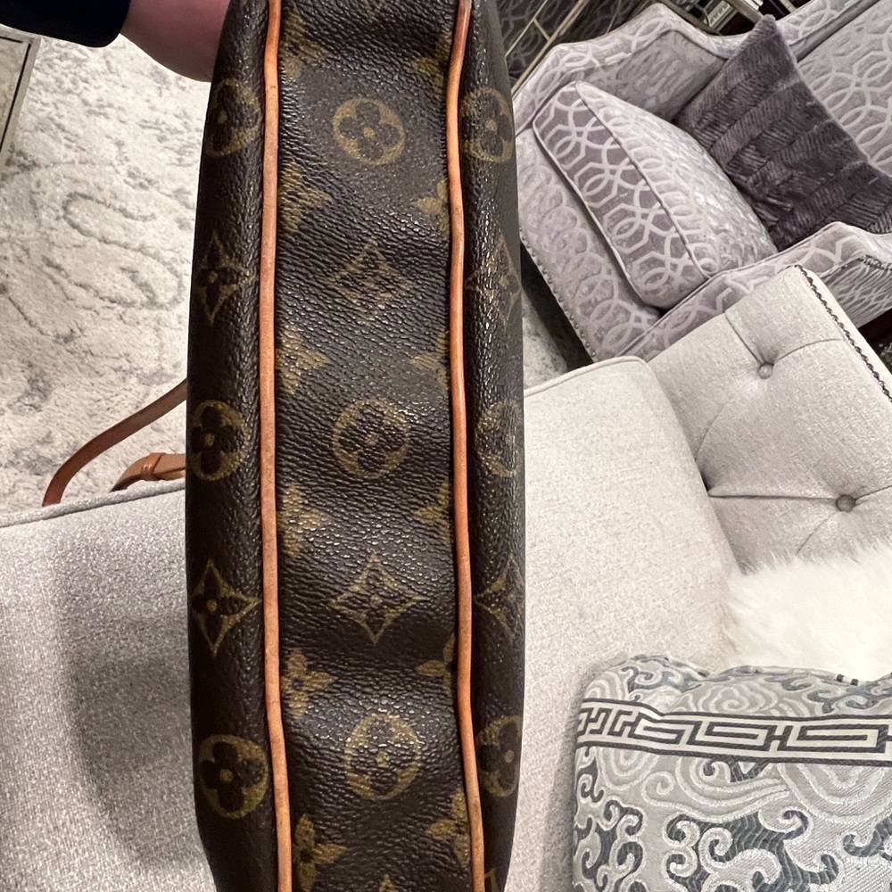 Authentic Louis Vuitton Odeon MM monogram - Picture 6 of 16